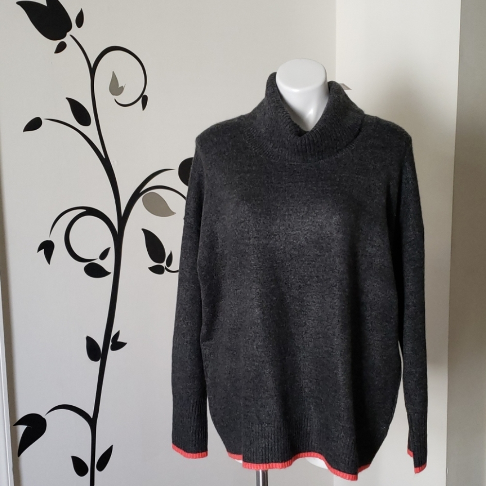 Retrology Sweater